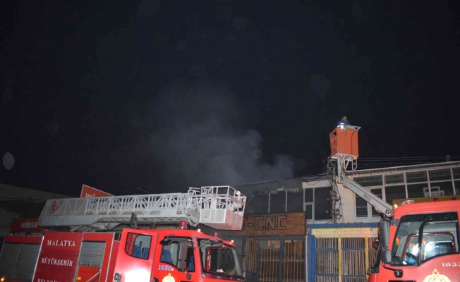 Malatya’da sanayi sitesinde korkutan yangın