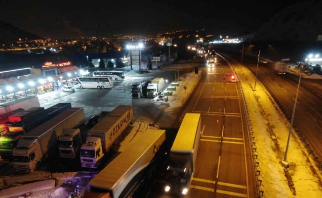 Ağır tonajlı araçların İstanbul istikametine geçişine izin verilmiyor