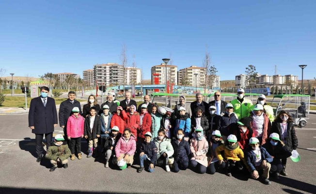 Çocuk Hakları Alt Komisyonu üyeleri trafik parkında inceleme yaptı