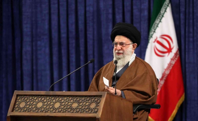 İran dini lideri Hamaney’in Twitter hesabı askıya alındı