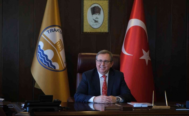 Rektör Tabakoğlu: “Tüm gazeteci dostlarımızın bu özel ve anlamlı gününü içtenlikle kutluyorum”