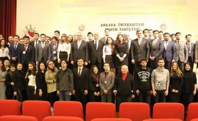 Türkiye’nin en yaşlı üniversite öğrencisi hukuk fakültesinden mezun olarak cübbe giymeyi bekliyor