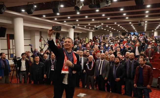 Trabzon’da Erdoğan Arıkan’la "Trabzonspor ve Spor" konuşuldu