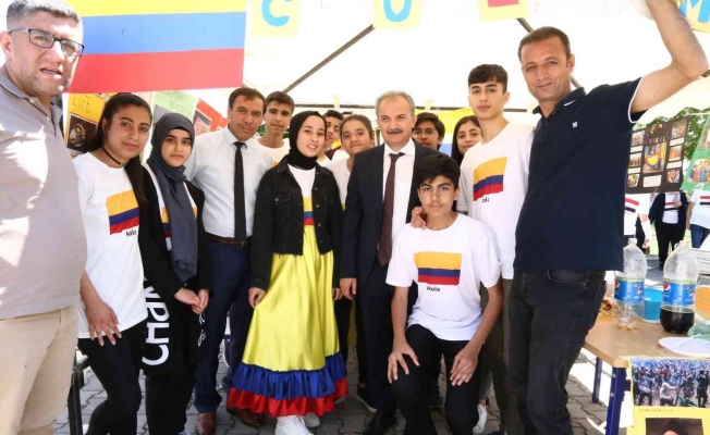 Altınşehir Anadolu Lisesinde İkinci Dil Şenliği düzenlendi