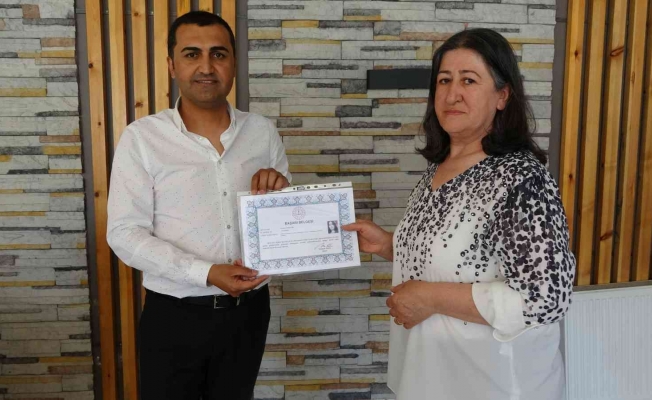 İlçenin ilk kadın çalışanlarından Nezahat Özdemir’e sürpriz veda