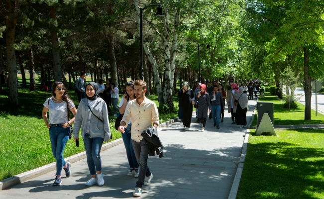 134 farklı üniversiteden gelen öğrenciler Atatürk Üniversitesinde buluştu