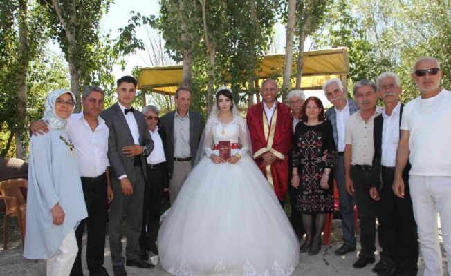 Belediye Başkanı Altın nikah kıydı