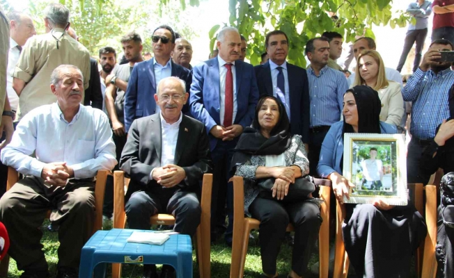 Kemal Kılıçdaroğlu, Uludereli ailelerle bir araya geldi