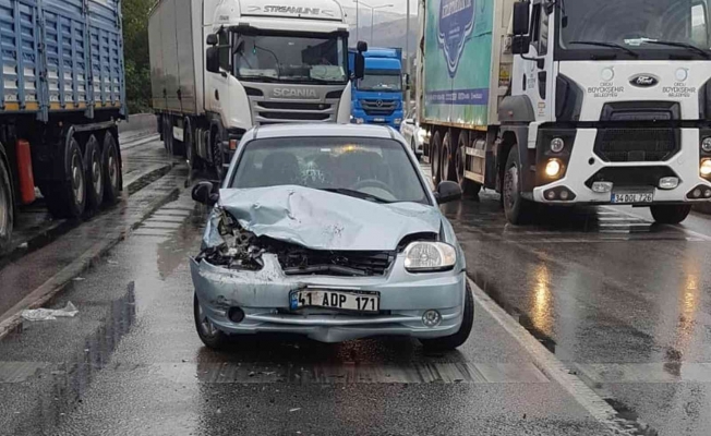 Samsun’da iki otomobil çarpıştı: 4 yaralı