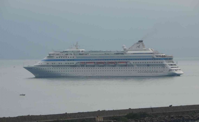 Trabzon Limanı 5 yıl aradan sonra ilk kez bir Kruvaziyer gemisini ağırladı