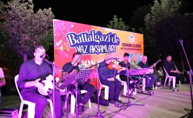 Yaz akşamları Battalgazi Belediyesi ile renkleniyor