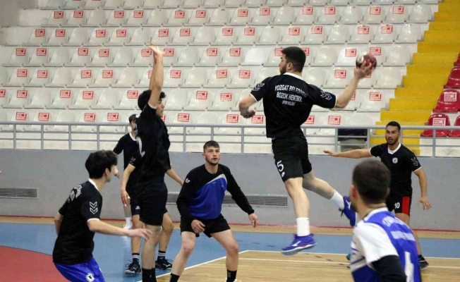 Yozgat Belediyesi Bozok Hentbolspor antrenmanlara başladı