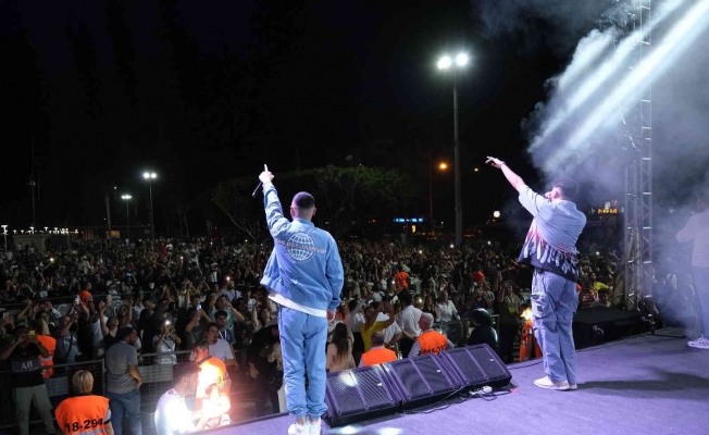 Akdeniz Rap Festivali’nde sanatçılar özel bireyler için sahne aldı