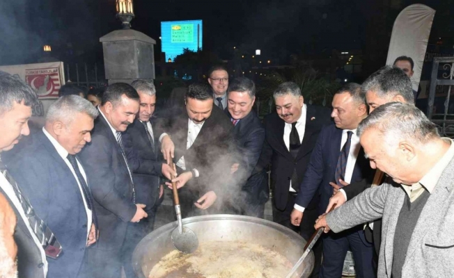Adana’da Özbekistan Kültür Gecesi