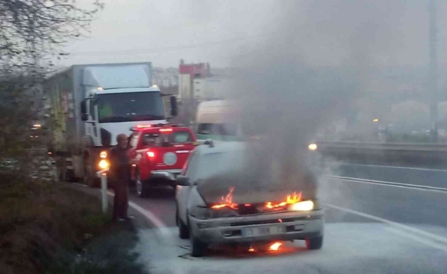 LPG’li otomobil alev alev yandı
