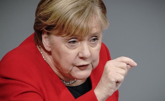Merkel’den Putin itirafı: "Putin, politik açıdan işiniz bitti mesajı verdi"