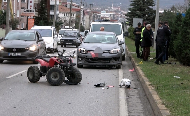 Otomobilin çarptığı ATV sürücüsü ağır yaralandı