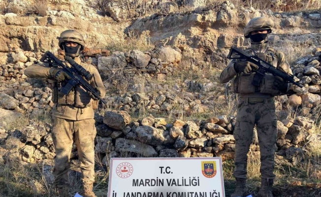 Mardin’de PKK’nın patlayıcı ve malzeme depolarına ağır darbe