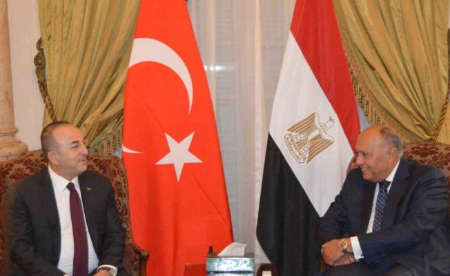 Bakan Çavuşoğlu, Mısırlı mevkidaşı Shoukry ile görüştü