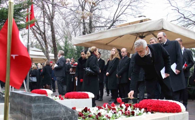 Şehitleri Anma Günü’nde şehit diplomatlar törenle anıldı