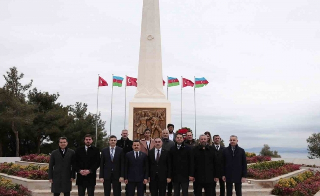Tarihi Yarımada’da şehit olan Azerbaycan askerlerinin anısına yapılan Azerbaycan Anıtı açıldı
