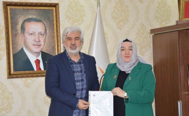 Uzman doktor Kübra Dindar Demiray AK Parti’den aday adayı oldu